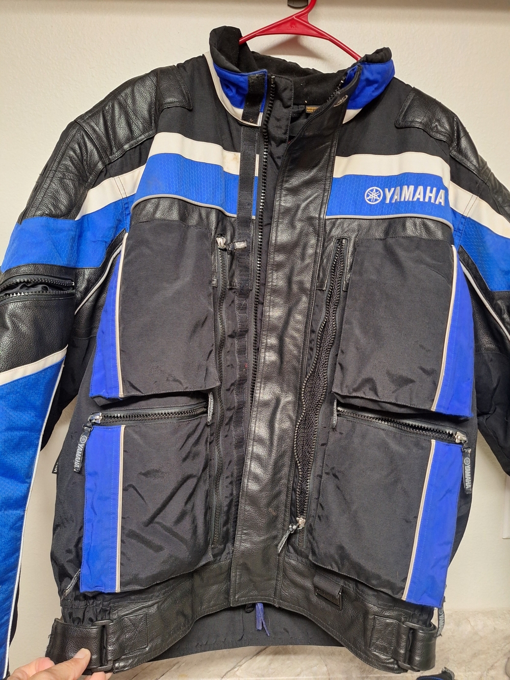 Yamaha Black, Blue & White Ski/Snowboard Jacket